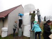 Stavíme sněhuláka s partnery,  rodiči a dětmi